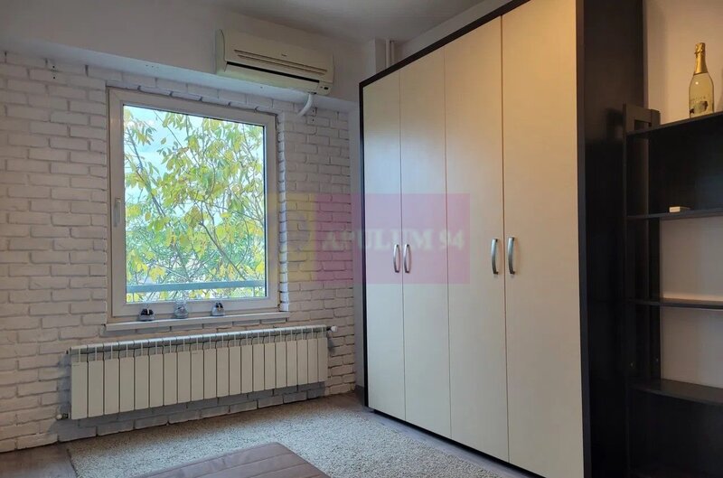 Piata Muncii-Decebal 4 camere cu centrala proprie